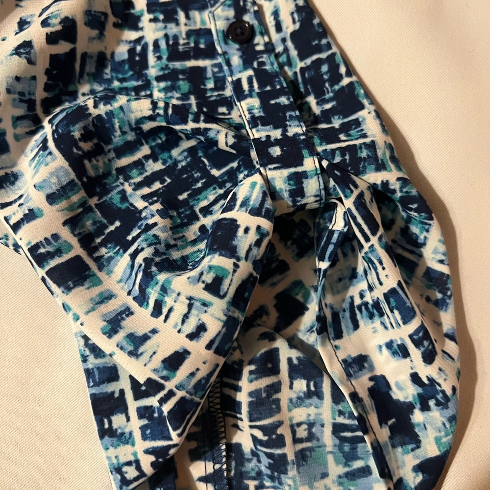 Blue & white  button down 3/4 sleeve tunic multi blue 3X - Picture 5 of 6